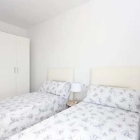 Apartment At307 Canyadell